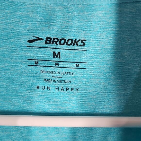 Brooks Half-Zip Running Top - Picture 6 of 11